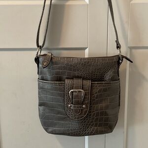 Chic Gray Crocodile-Embossed Crossbody Bag